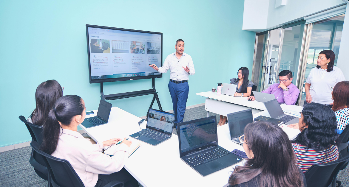 The Defining Difference Mastering Leadership and Why the World Needs More Leaders, Not Bosses